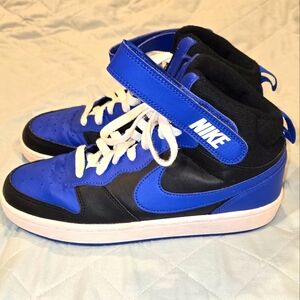 Nike  Black and Blue Sneakers